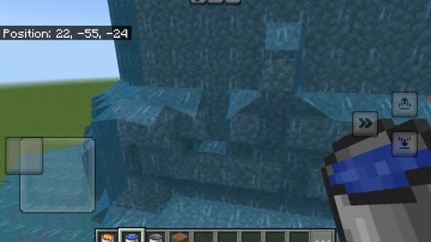 How to build a lavacaste wall in Minecraft