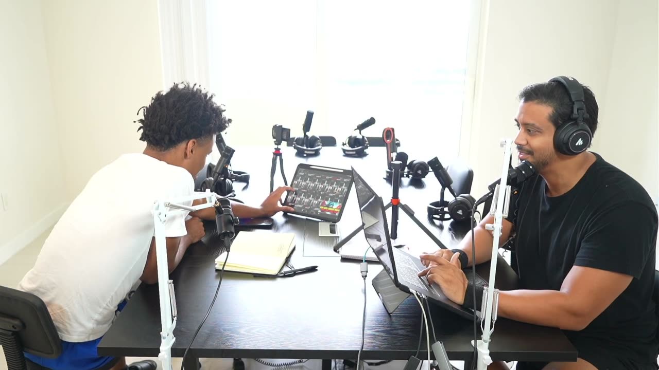 5 STAR LIVESTREAM