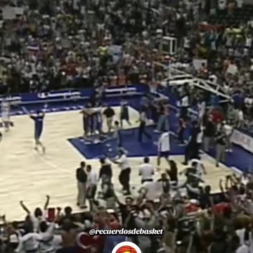 Bodiroga 27pts & Stojaković 26pts en la final de 2002 contra Argentina!