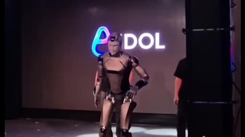 Russian AI Robot Faceplants at Debut