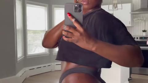 Thick with the buns, cinnamon 🤎🤎🤎