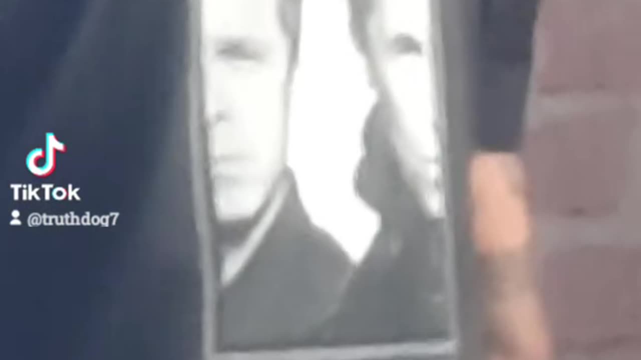 Oasis 👑 All seeing 👁️ Isis