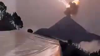 lightning strikes erupting Volcàn de Fuego in Guatemala