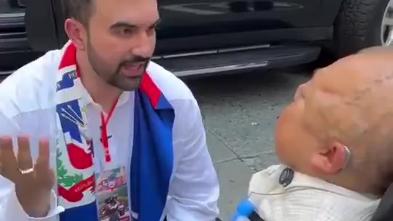 This moment says about why Zohran Mamdani won.