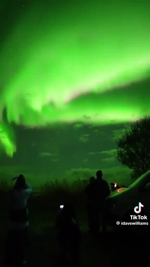 FLAT OUT TRUTH - This is only possible on a flat AND Stationary Earth. Million have se...