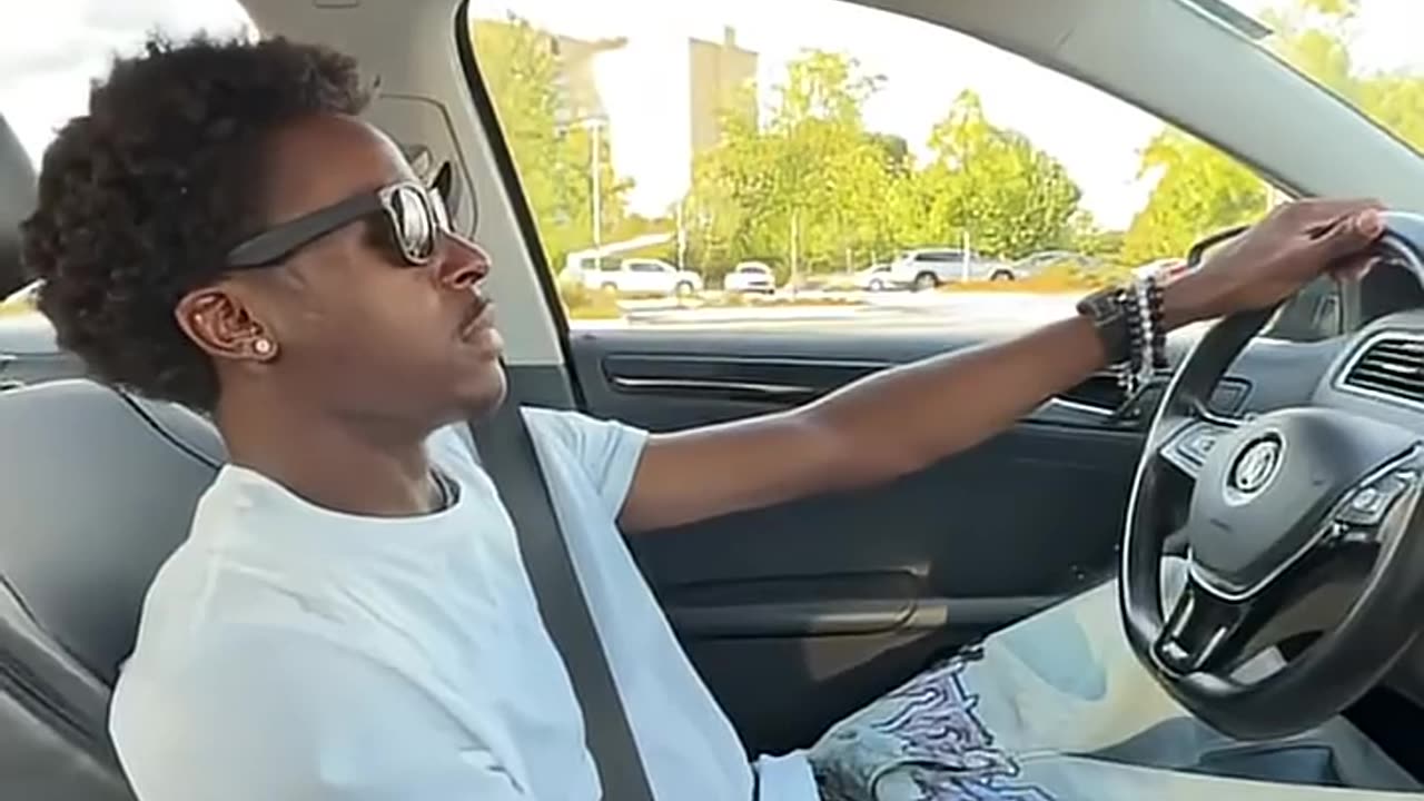 You’re driving with the person who breaks at the last second 🤨🤨#shorts #mustwatch 