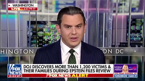 BREAKING: Bill Clinton photos found in new Epstein files release