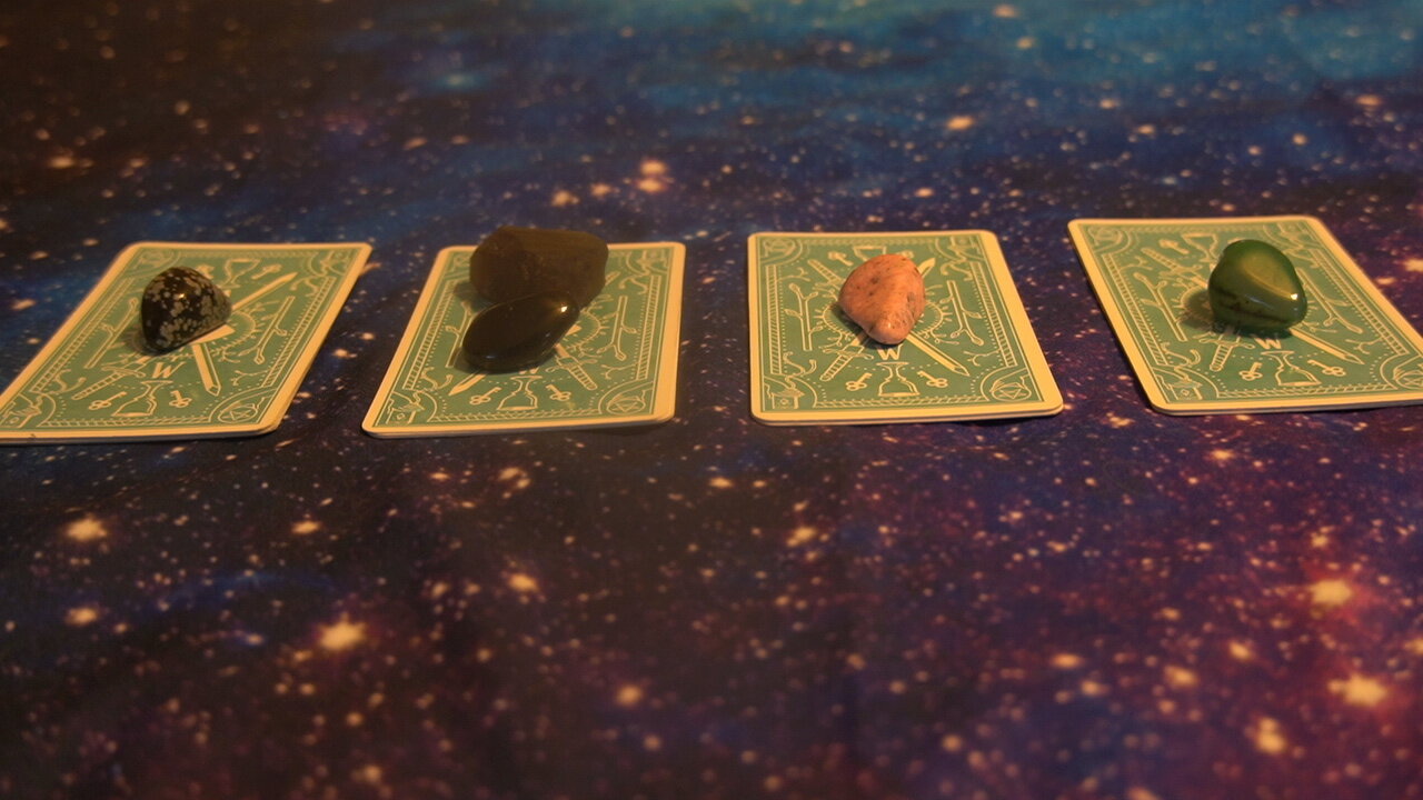 HAVE YOU BEEN CURSED!!!!??😮😈👩‍🎤😮Pick A Card Tarot Reading