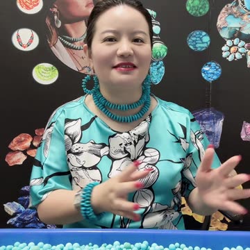 20251016-01 Natural original Turquoise freezes mountain charm