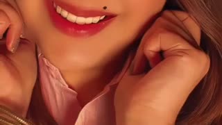 Ap Jisko Pyar Karte Hain Uske liye do line suna do