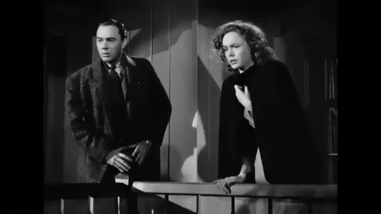 Edge Of Darkness,Starring Errol Flynn ( 1943 )