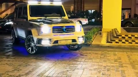 💎💨 Experience the GLAMOUR of Dubai's Supercars! | LuxurySportsCars