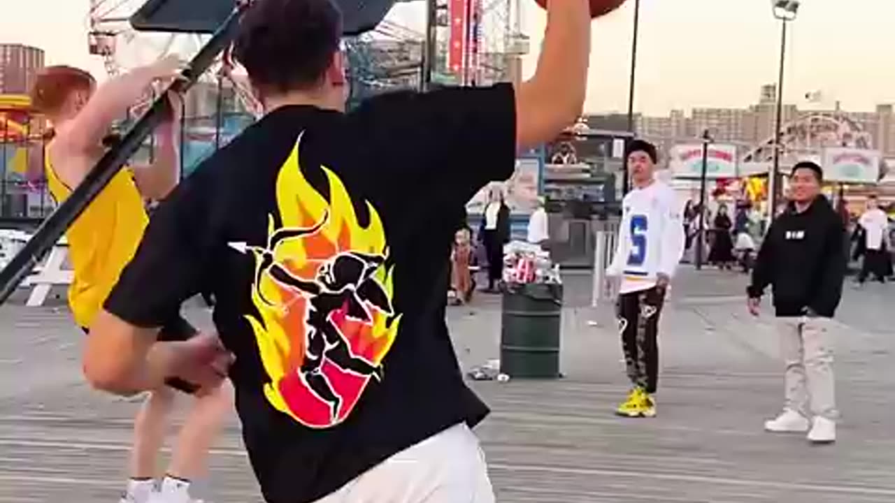 Must Watch: Rating Strangers At Basketball In The US !🇺🇸🏀 #shorts