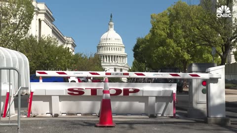 [2025-10-07] Why Trump Wants To Fire Federal Workers
