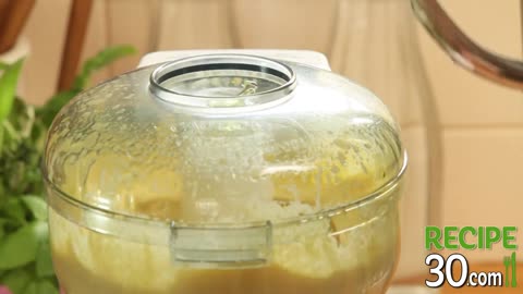 Best Simple Aioli in 30 Seconds | Creamy Garlic Sauce