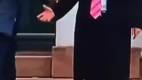 Donald_Trump_funny_moments_🤩🤩_#donaldtrump_#trump_#trump2024_#trumpfunny