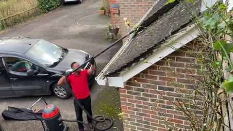 How We Clean Your Gutters at Standout Cleaning LTD?