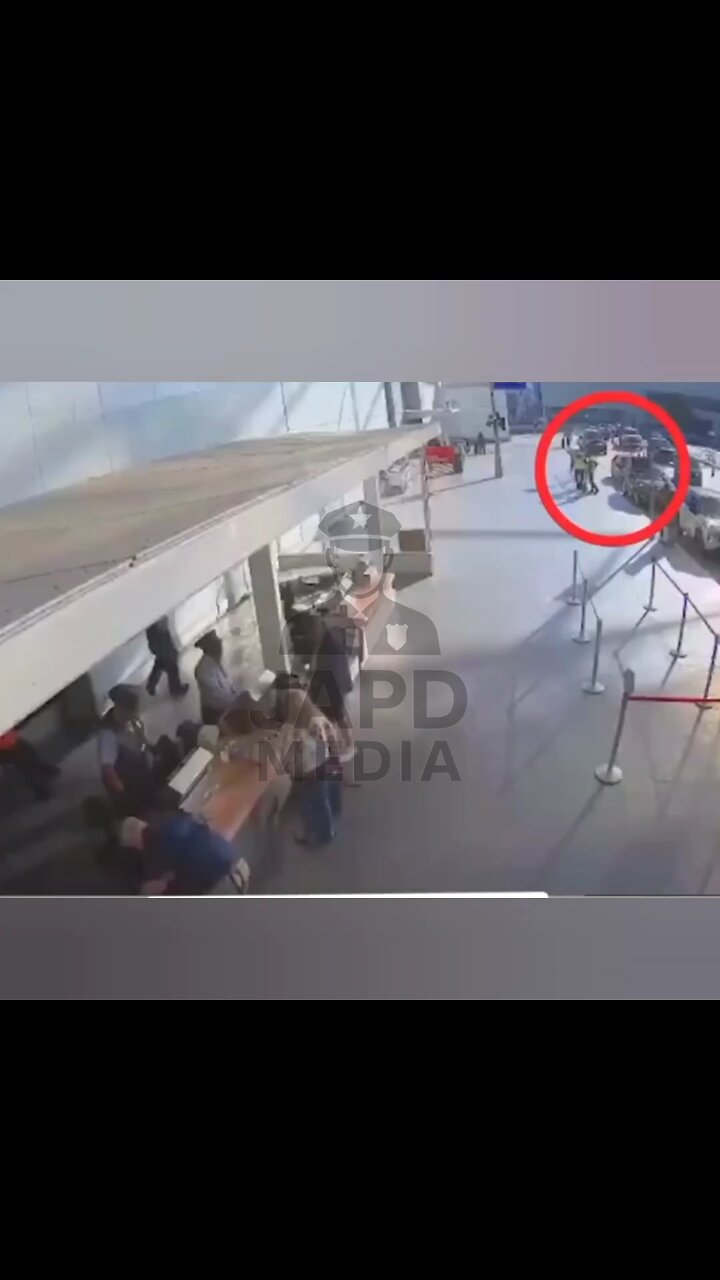 Billy Cagle arrested @ Atlanta airport for threatening to shoot up terminal with AR15 #atlanta #japd