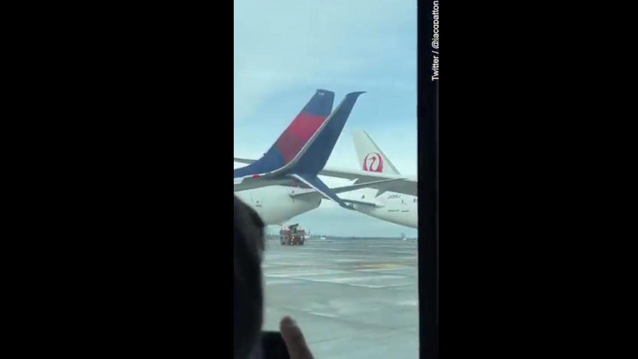 Delta & Japan Airlines planes collide at #Seattle Airport (2-5-2025)