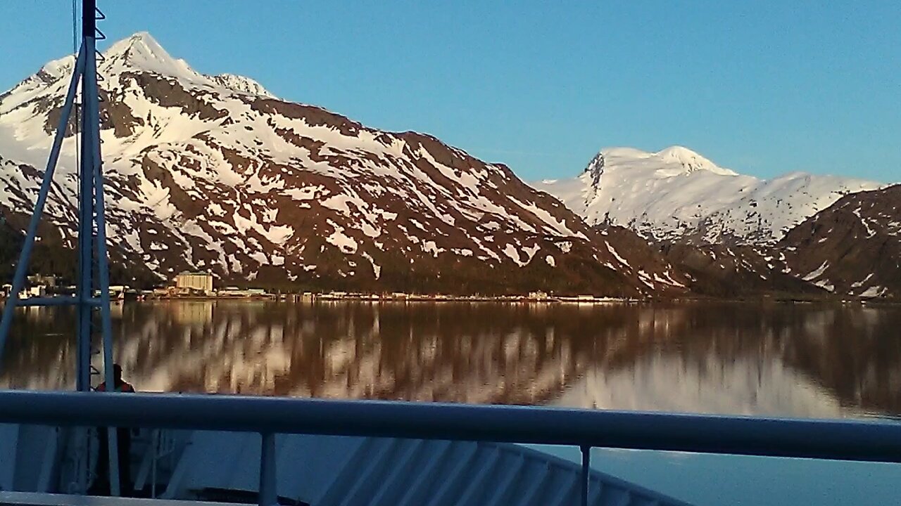 building my homestead in alaska, the first 2 years
