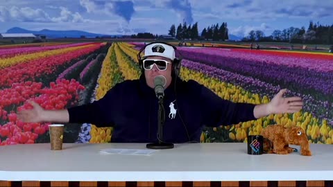 Tim Dillon mocks anti-Iran propaganda