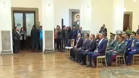 Cofres vazios após 20 anos de esquerda na Bolívia. O Lulaladrão fará o mesmo pois já gostou com a militância.