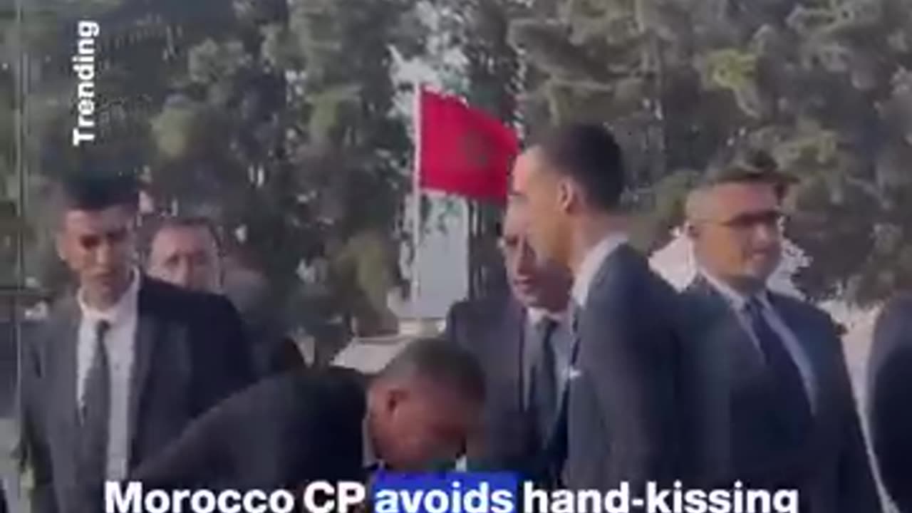 Crown Prince of Morocco avoids hand-kissing in resurfaced video