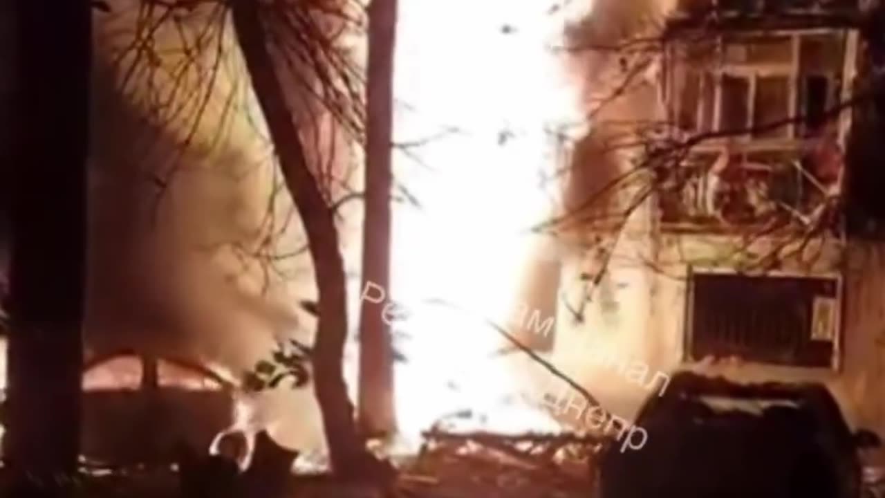 🏢🔥 Ukraine Russia War | UA POV: Building on Fire in Shakhtarsk, Dnipropetrovsk | RCF