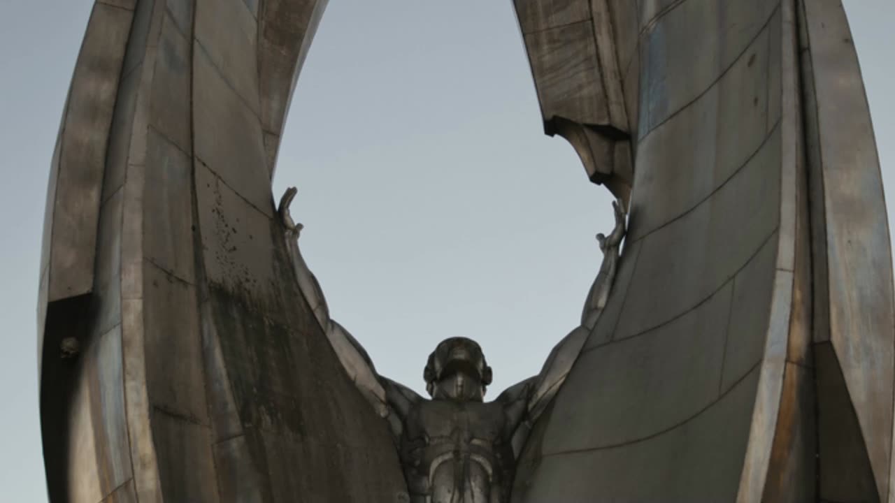 Lady Liberty: Secrets, Symbols & Surprising Facts in 9 Minutes
