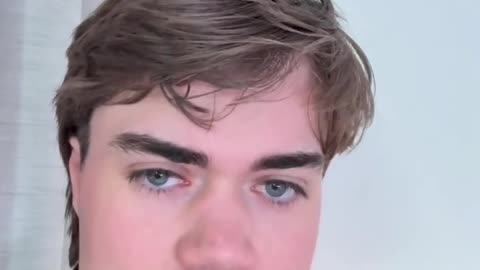 While 100,000 illegal immigrants are meant to be deported from Australia