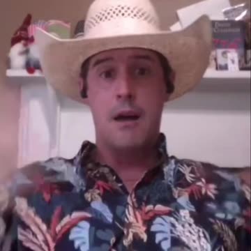 🇺🇸 Sergeant flips out—throws his PC (patrol cap) in rage! 😡