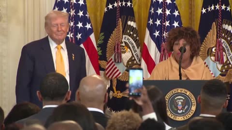 This pro-Trump woman just went on an ELECTRIC patriot RAMPAGE