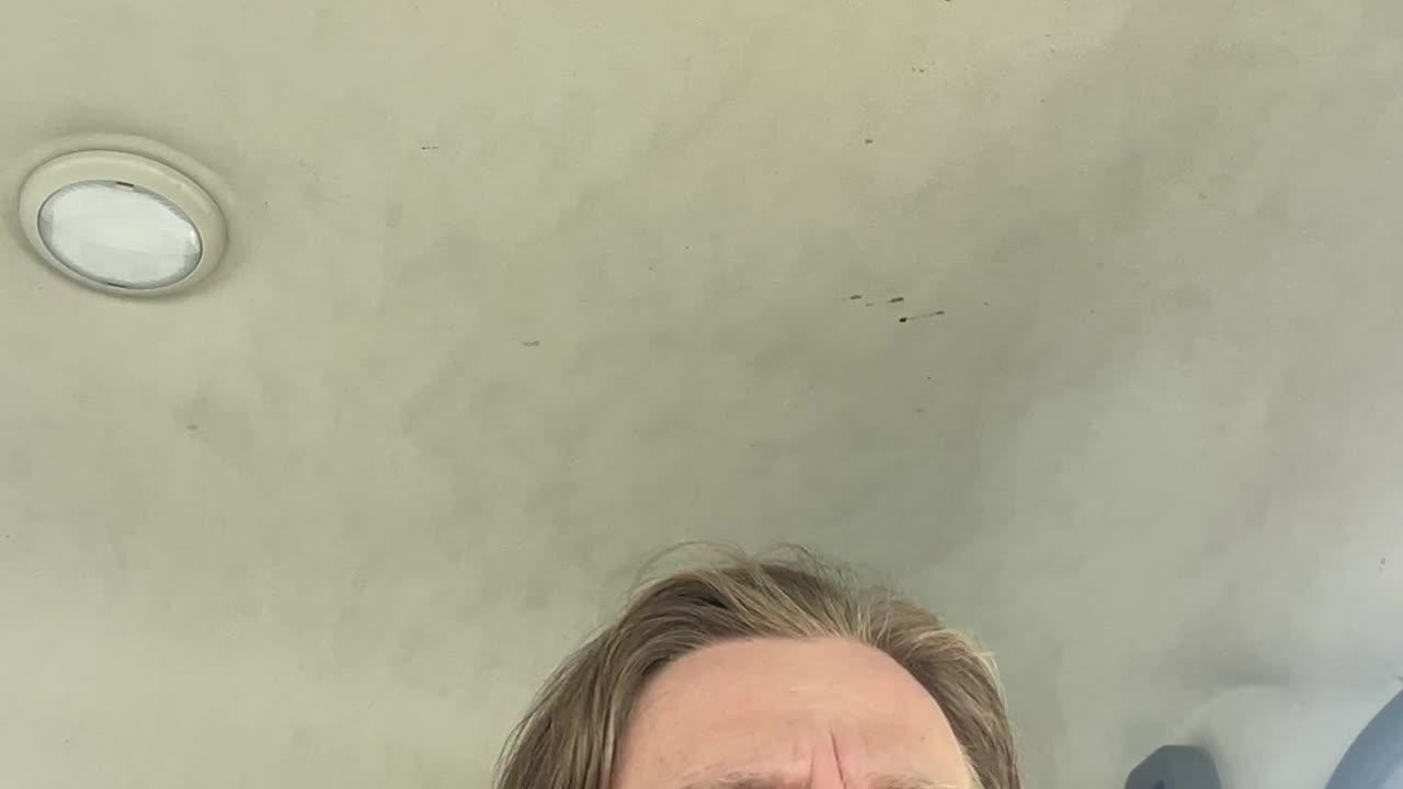 Tucker and Nick interview Anal sis