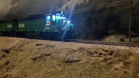 Visitors Ep 6 "Fred Theiss and BN GP30's