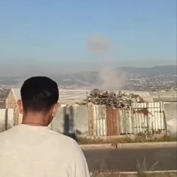 Footage shows Israeli warplanes bombing the village of Bnaafoul in southern Lebanon
