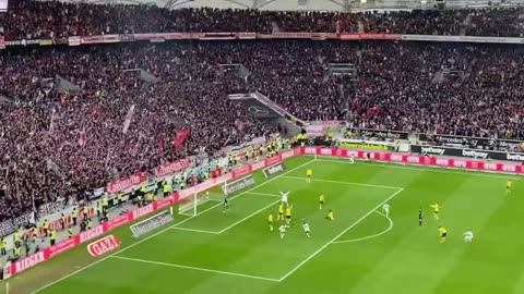 VfB Stuttgart vs Dortmund 3-3 (goal Silas)