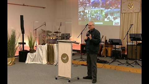 2025-10-25-Gottesdienst-Markus Habicht-Samaritans-Purse