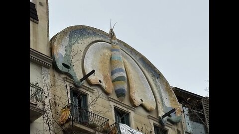 Mariposa de cerámica se va