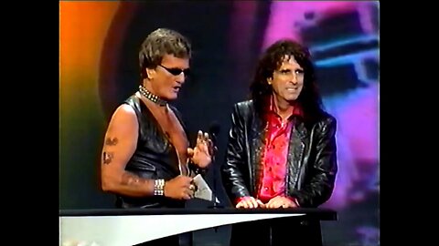 Alice Cooper & Pat Boone -- American Music Awards 1997 #alicecooper #patboone