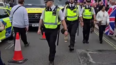 Police in London are scared of the Pink Ladies... 🤦‍♂️