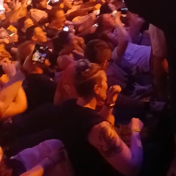 People Rowing at an Alestorm Concert 🍺 ☠️ 🏴‍☠️ 🦜 ☠️ 🏴‍☠️ 🦜