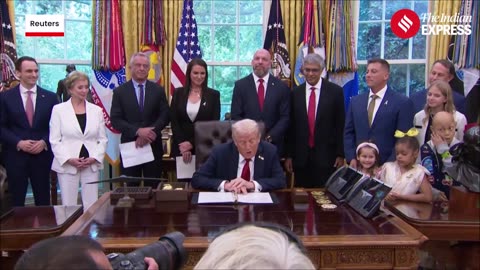 U.S. Senators Tighten H-1B Visa Rules, Indians To Face Biggest Impact