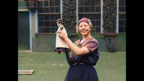 Leeuwarden’s Orphanage Legacy: 1925 in Vibrant Color!