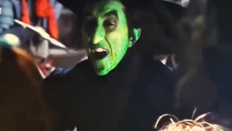 Discover who the real villain in the Wizard of Oz actually is!