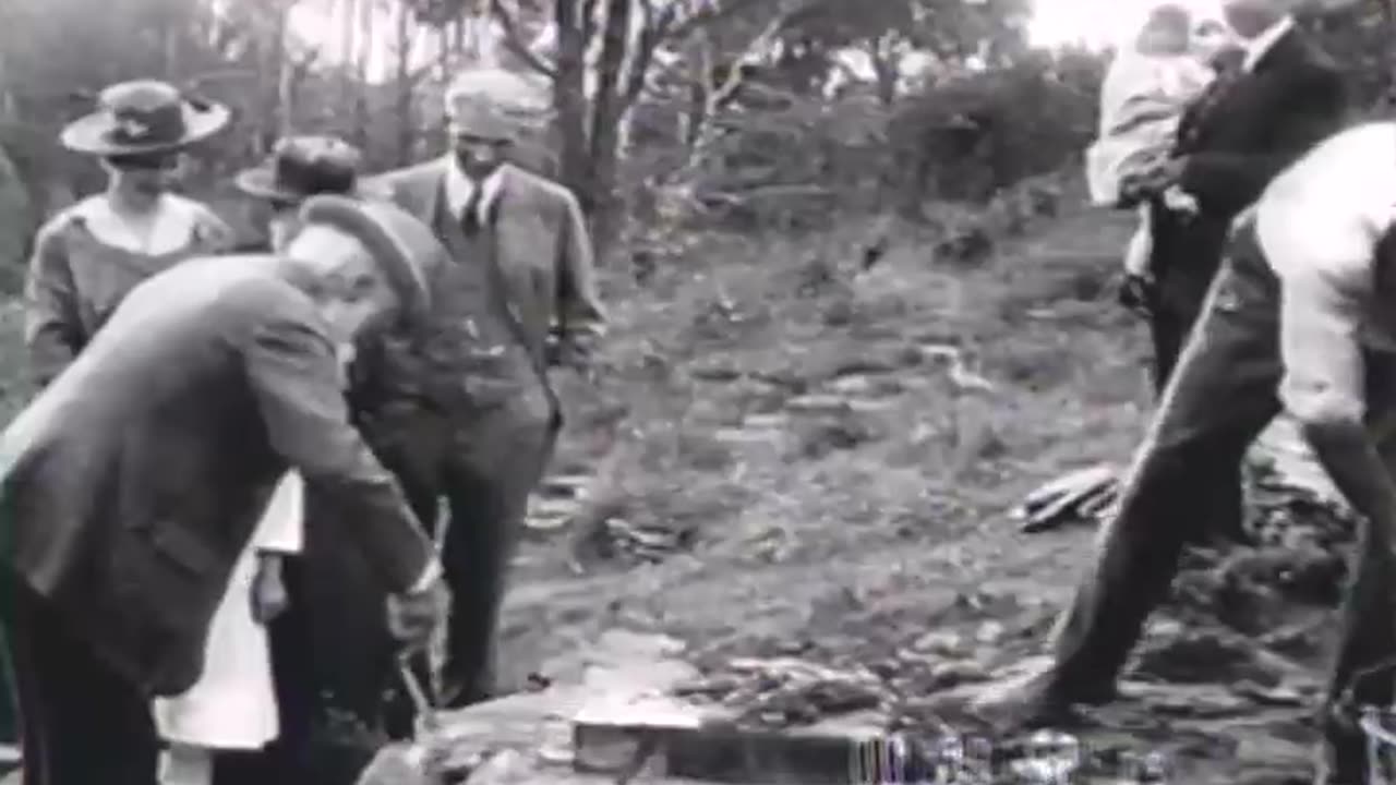 Henry Ford and John... - Henry Ford and John Burroughs Edsel B. Ford Unveiling Histor - fc-fc-439a-c