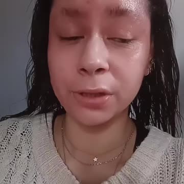 The skin on the wings is meant to be eaten!