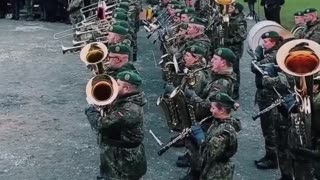 GERMAN MILITARY BAND PLAYS ISRAELI ANTHEM