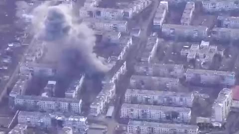 🔥💣 The moment of the airstrike on the headquarters of the Russian35th