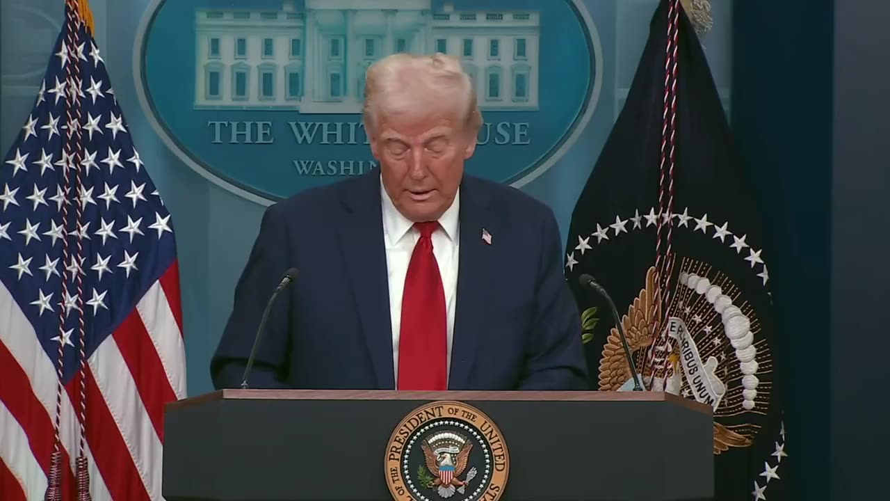 ✈️ President Trump Outlines How the FAA's DEI Hiring Programs May Have Caused the DC's Helicopter/Plane Disaster
