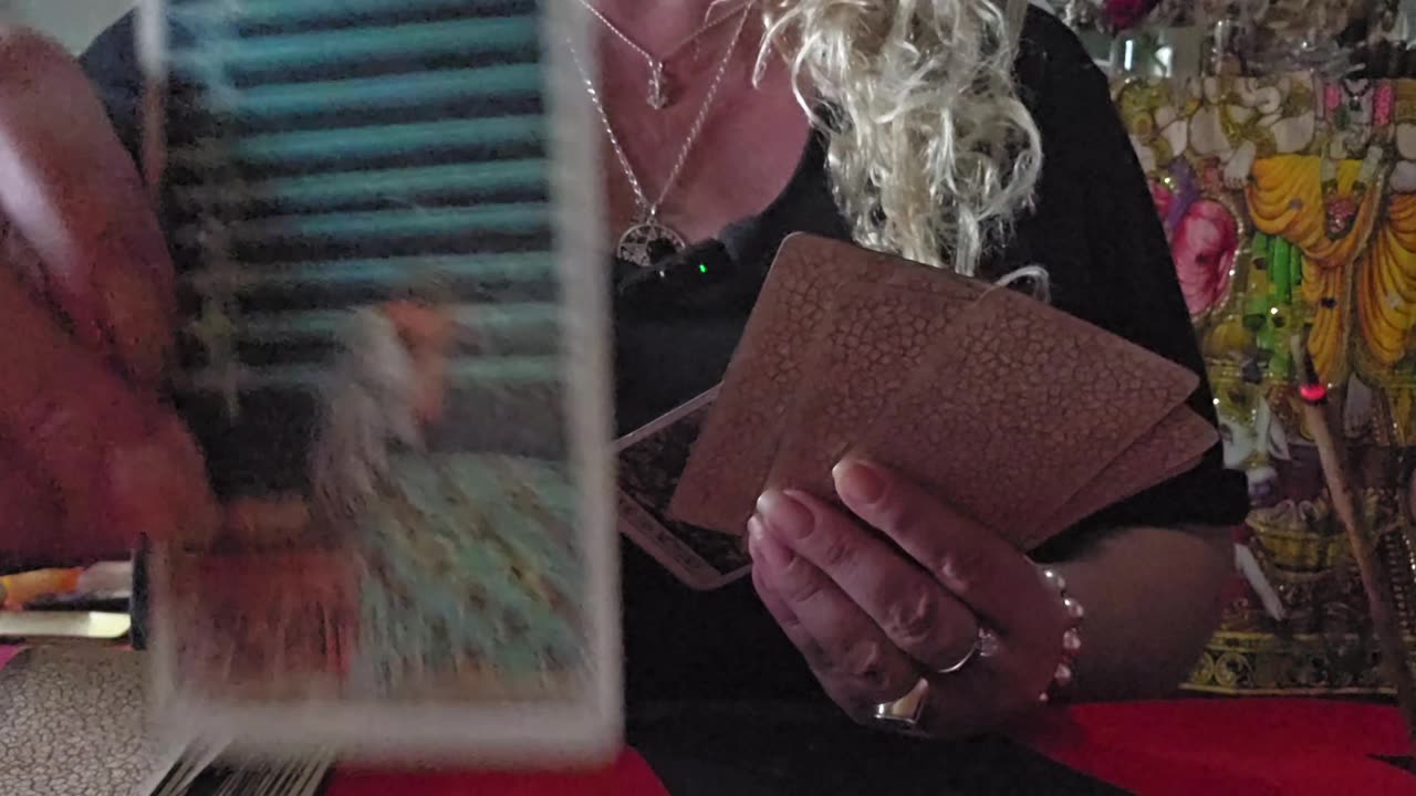 LECTURA TAROT AMOR❤️🩷